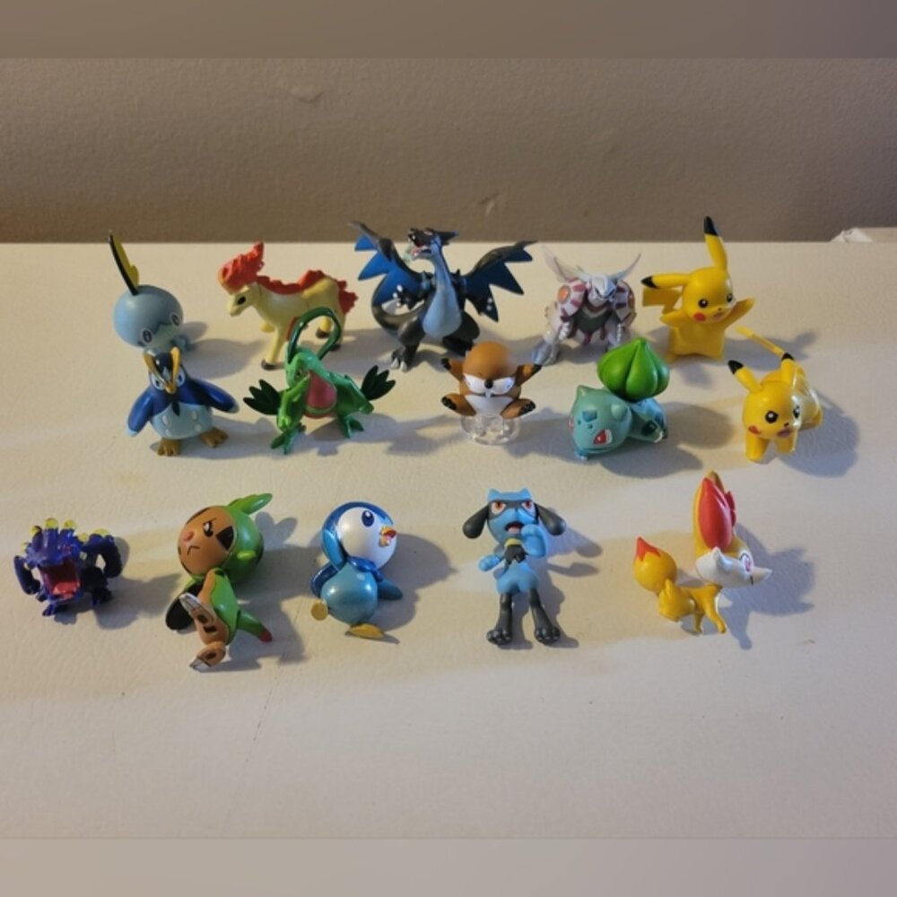 Pokemon Mini Figures Set of 15